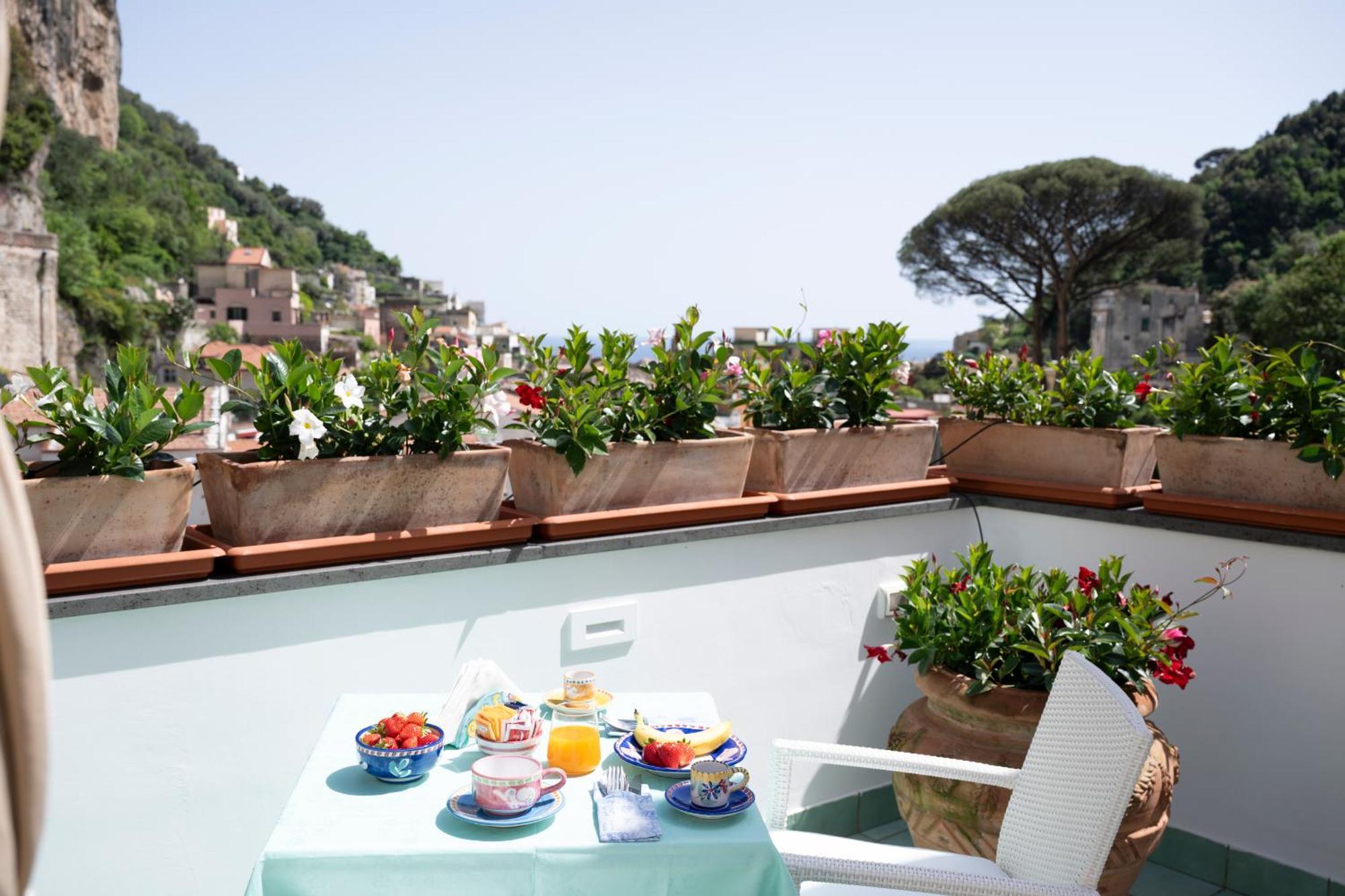 Valle D'Amalfi Suites Exterior photo