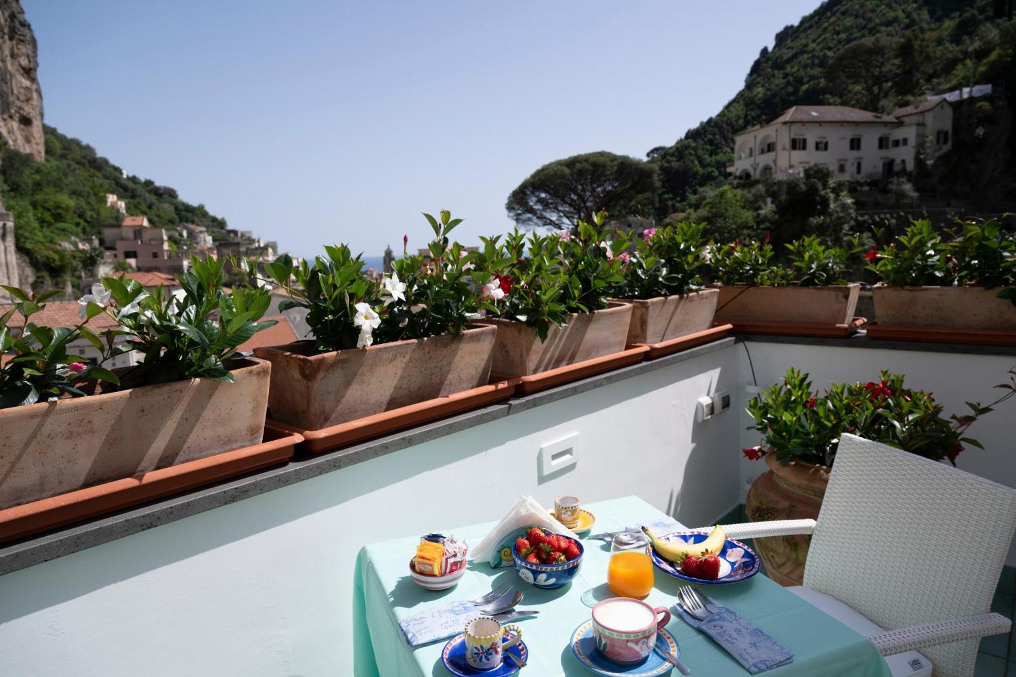 Valle D'Amalfi Suites Exterior photo