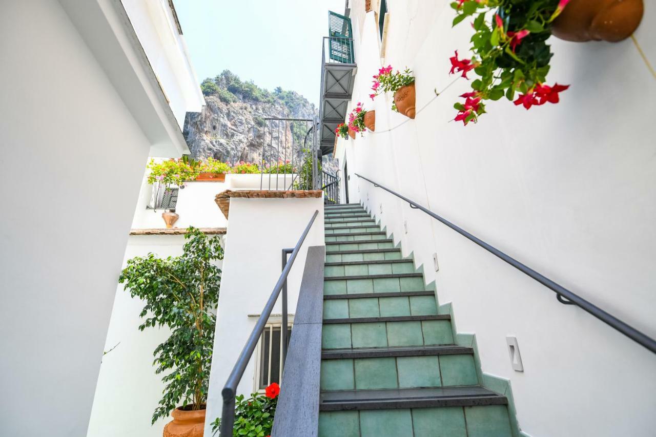 Valle D'Amalfi Suites Exterior photo